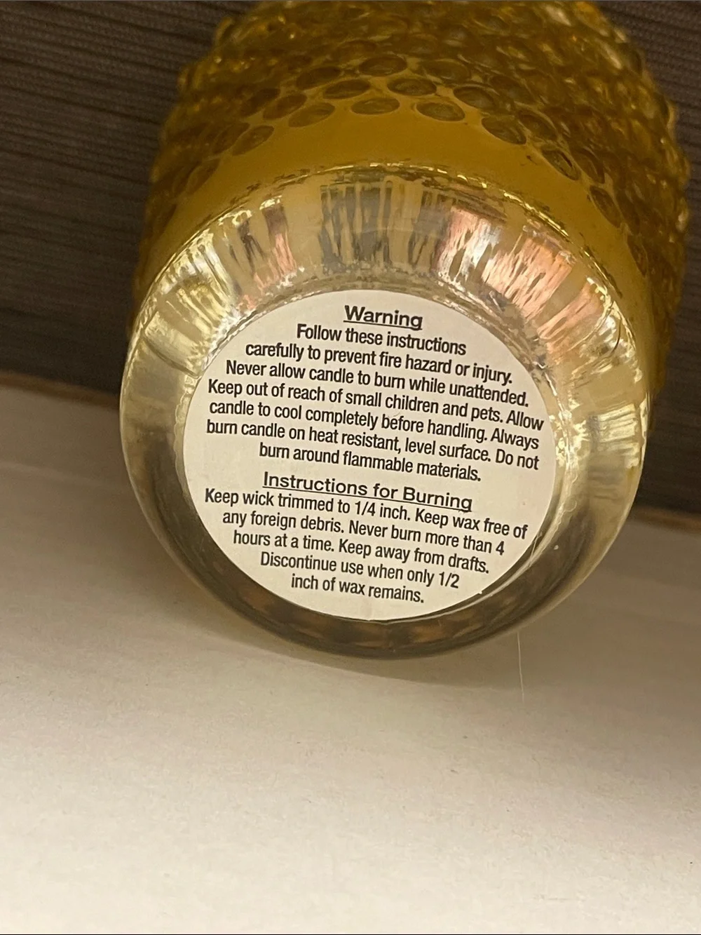 Cinnamon scented candle